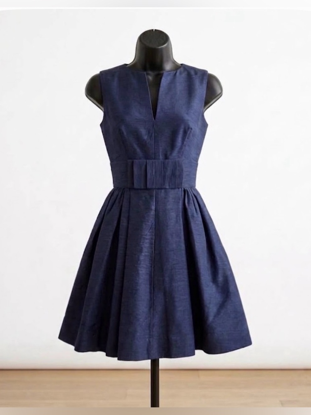 Candice Givin blue pleated dress Size 2 #glamour #party #eveningwear